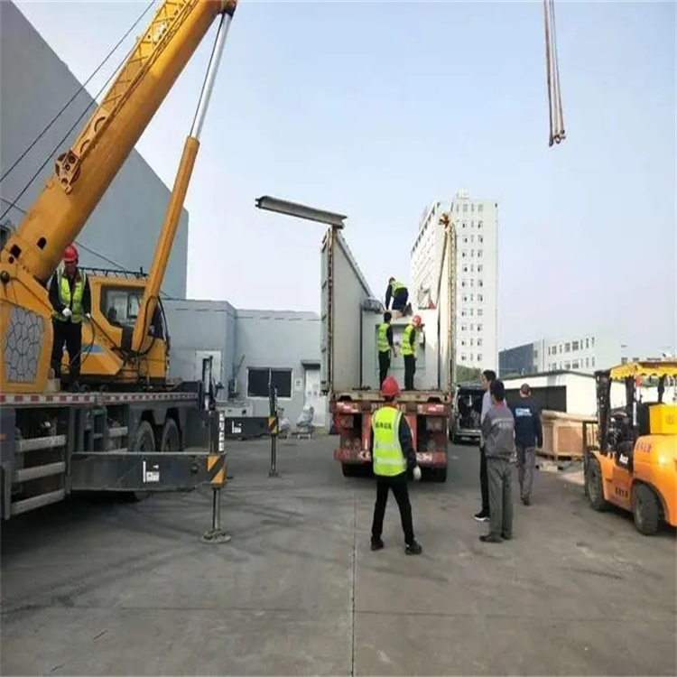 谷城如何找到附近的吊车救援服务