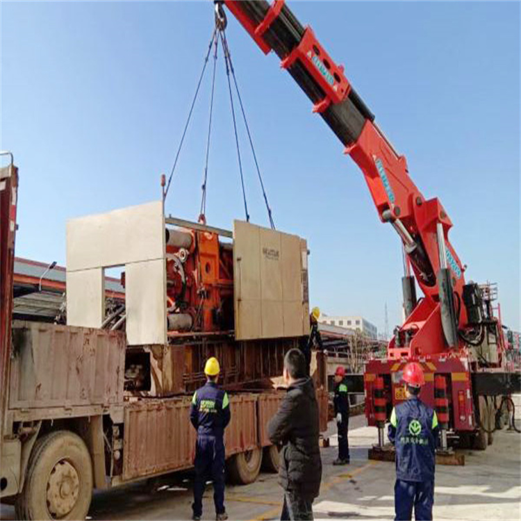 谷城折臂随车吊出租