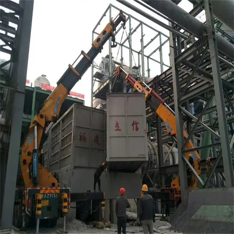 谷城折臂吊车租赁电话